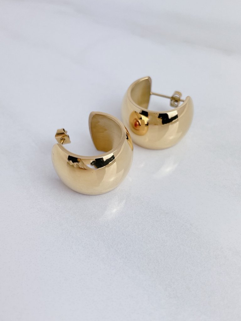 Aouri Bold Wide Earrings | 18k Gold Plated Stainless Steel